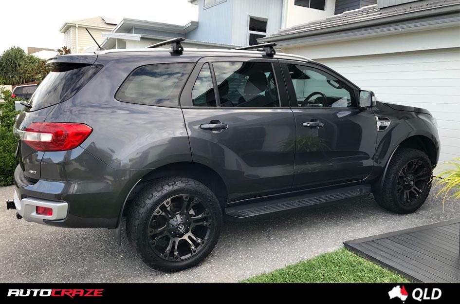 FORD EVEREST VAPOR BLACK MACHINED WITH DARK TINT